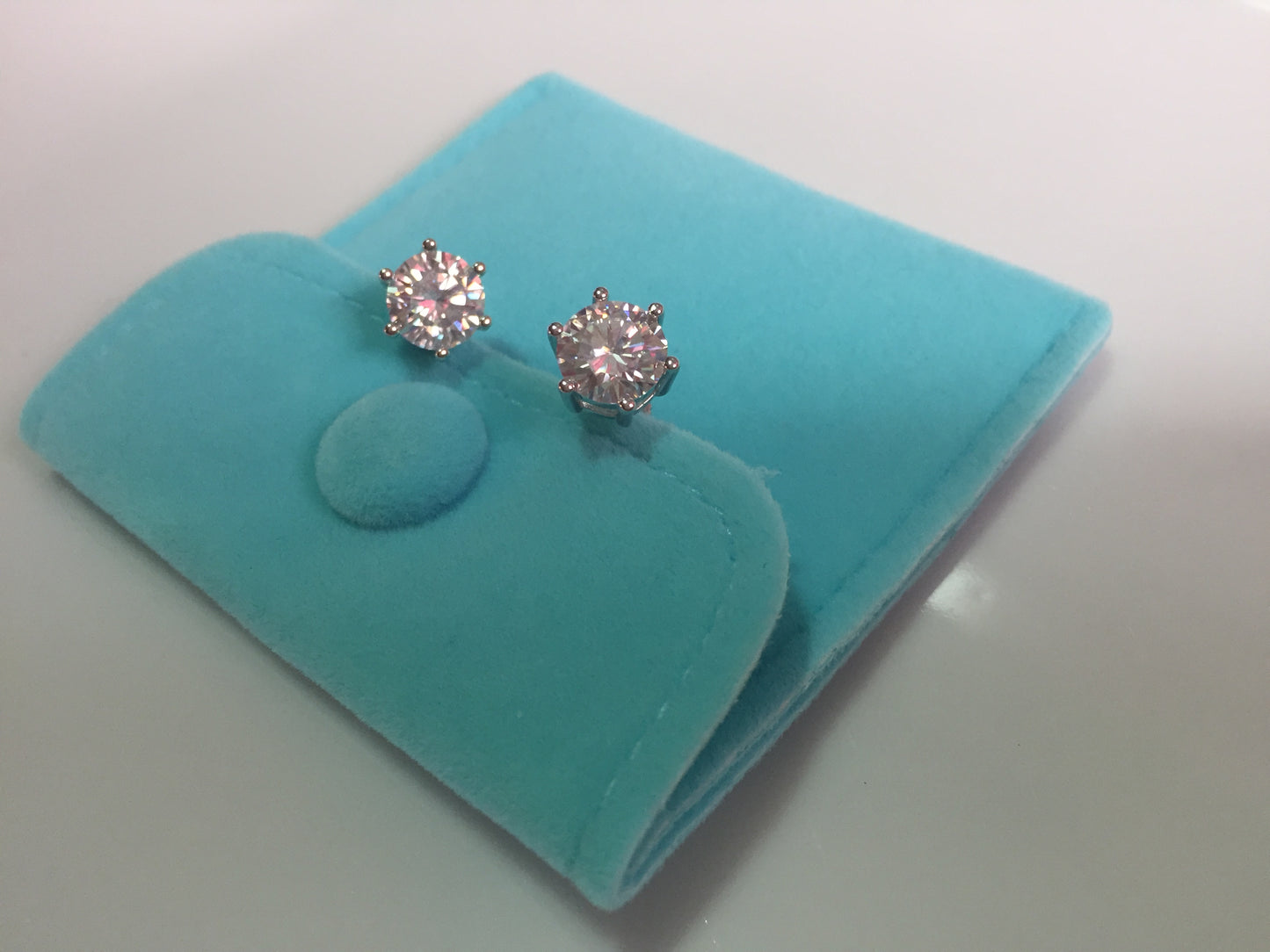 2 Ct. (8mm) Moissanite Stud Earrings