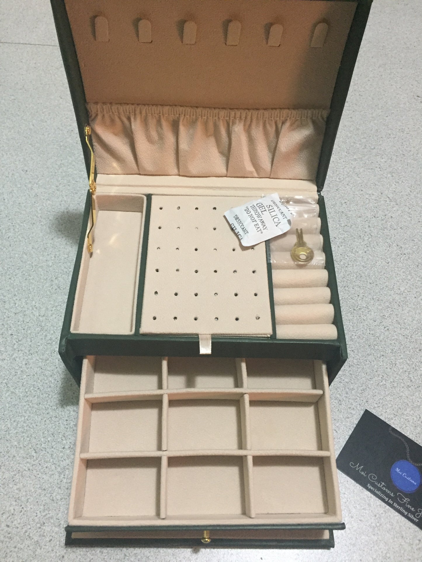 3-Layer Travel Jewelry Case with Lock