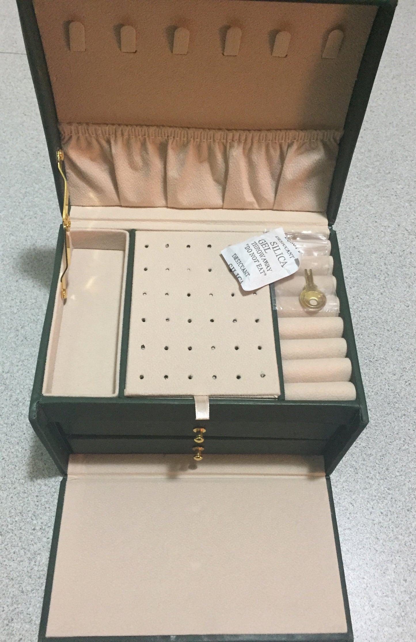 3-Layer Travel Jewelry Case with Lock
