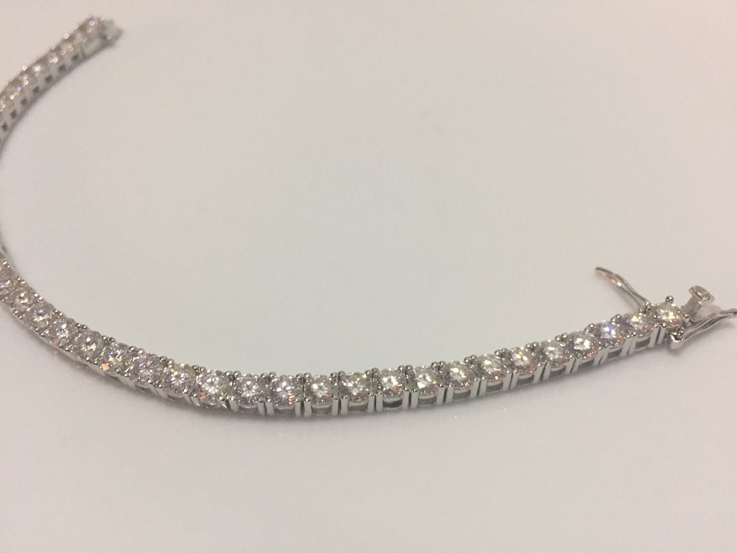 4mm Moissanite Tennis Bracelet