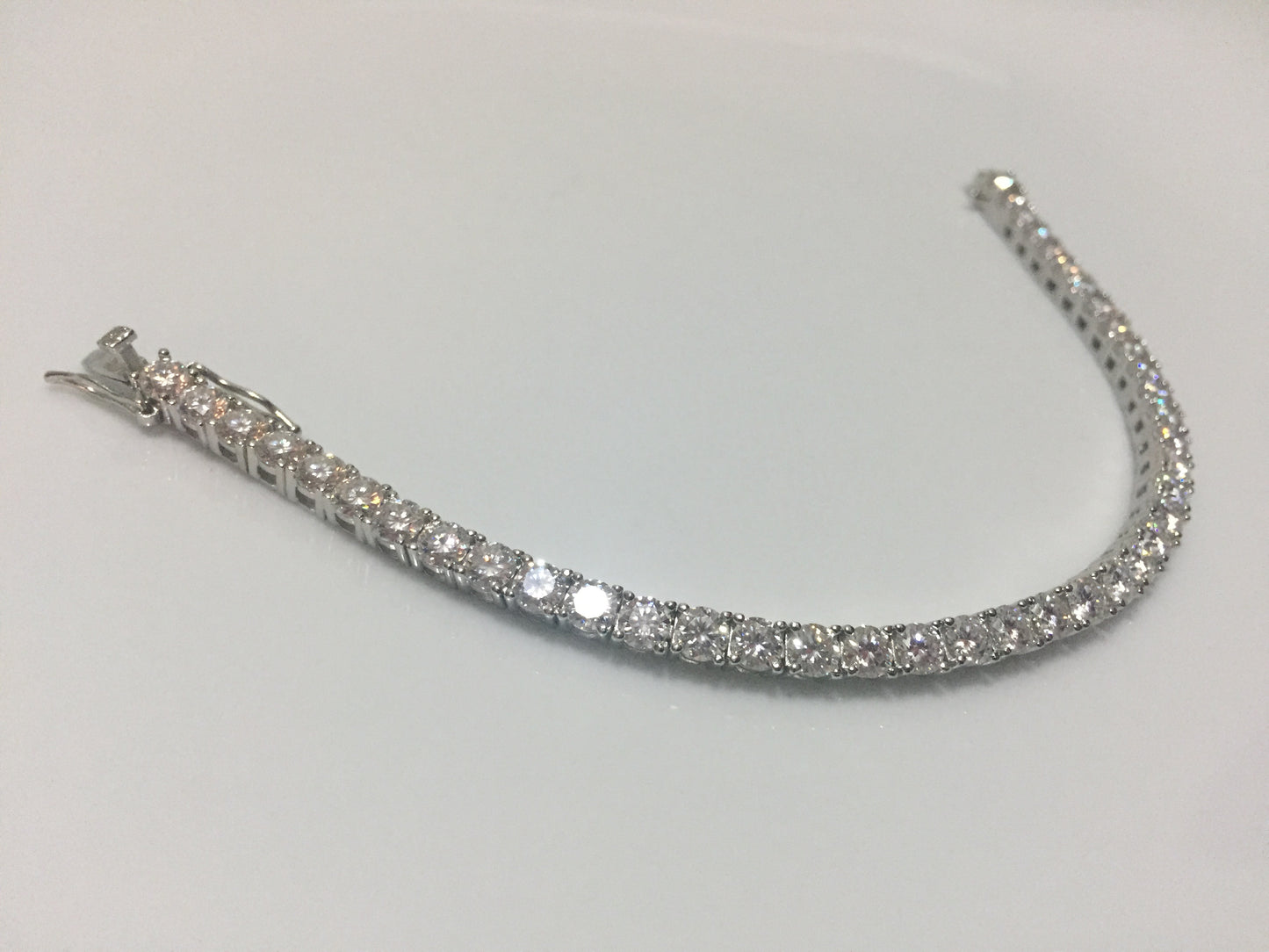 4mm Moissanite Tennis Bracelet