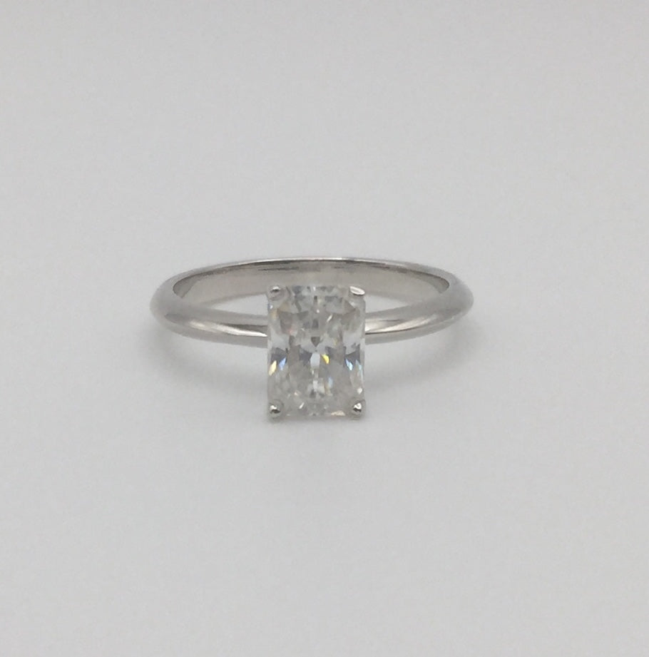 Radiant Cut Solitaire 1ct Moissanite Ring