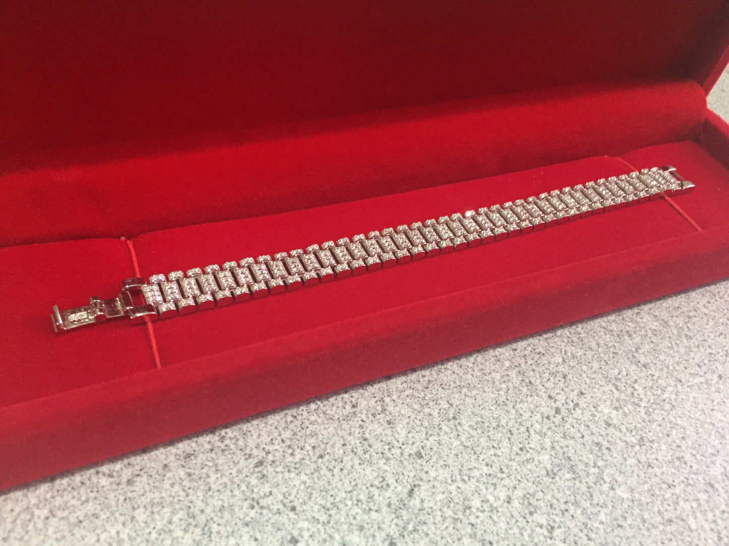 Presidential “Rolex-style” Moissanite Bracelet - 10mm