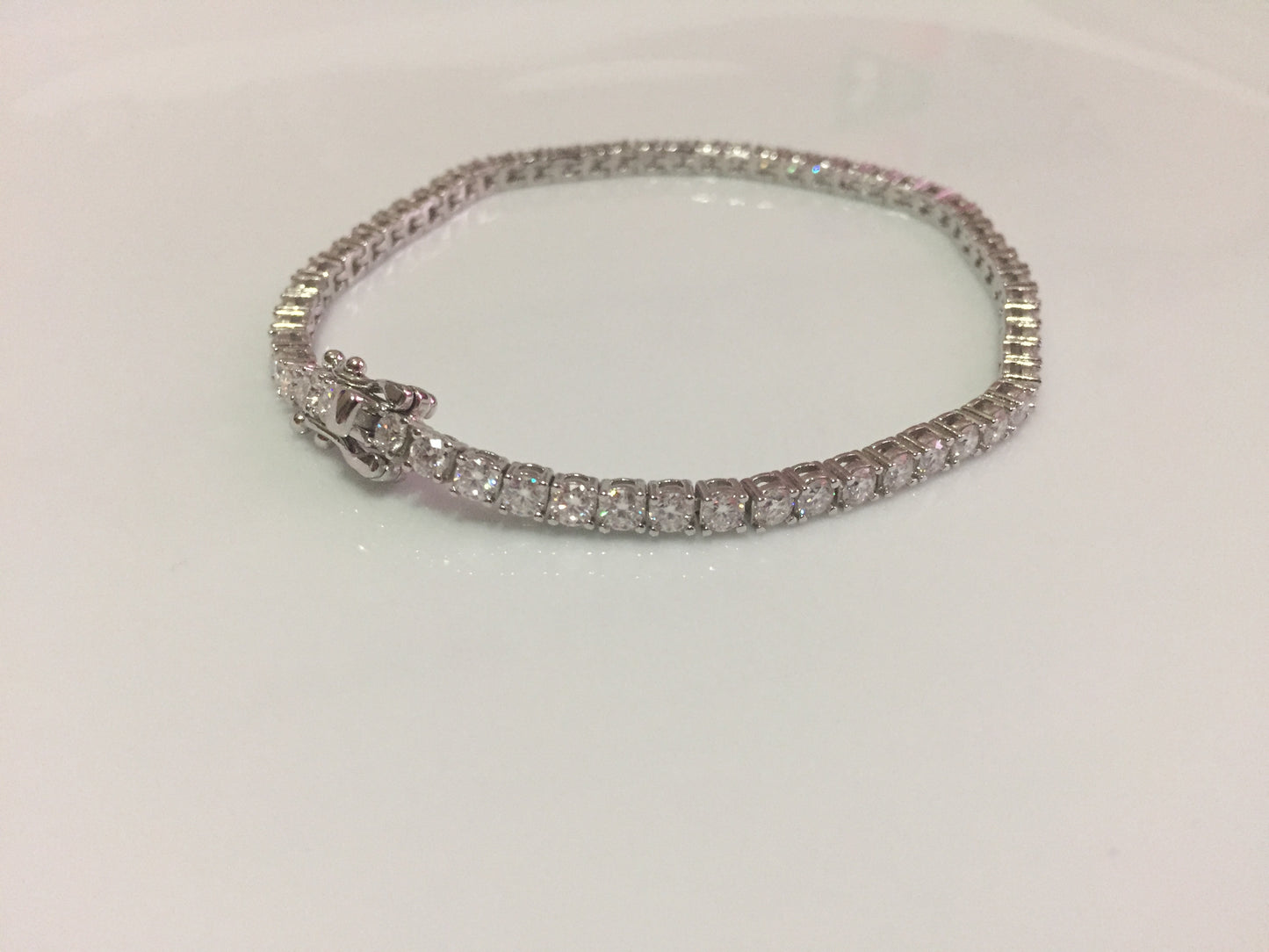 3mm Tennis Bracelet - Moissanite