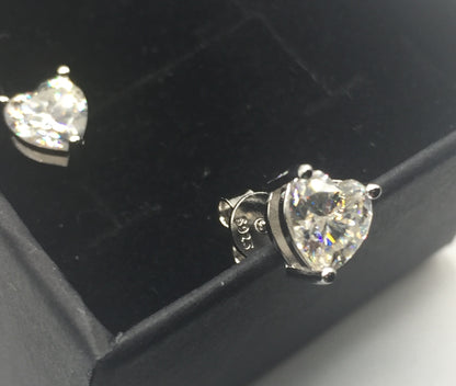 Heart Cut Moissanite Stud Earrings (1 Carat)