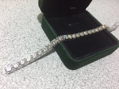 5mm Moissanite Tennis Bracelet *Click-Lock*