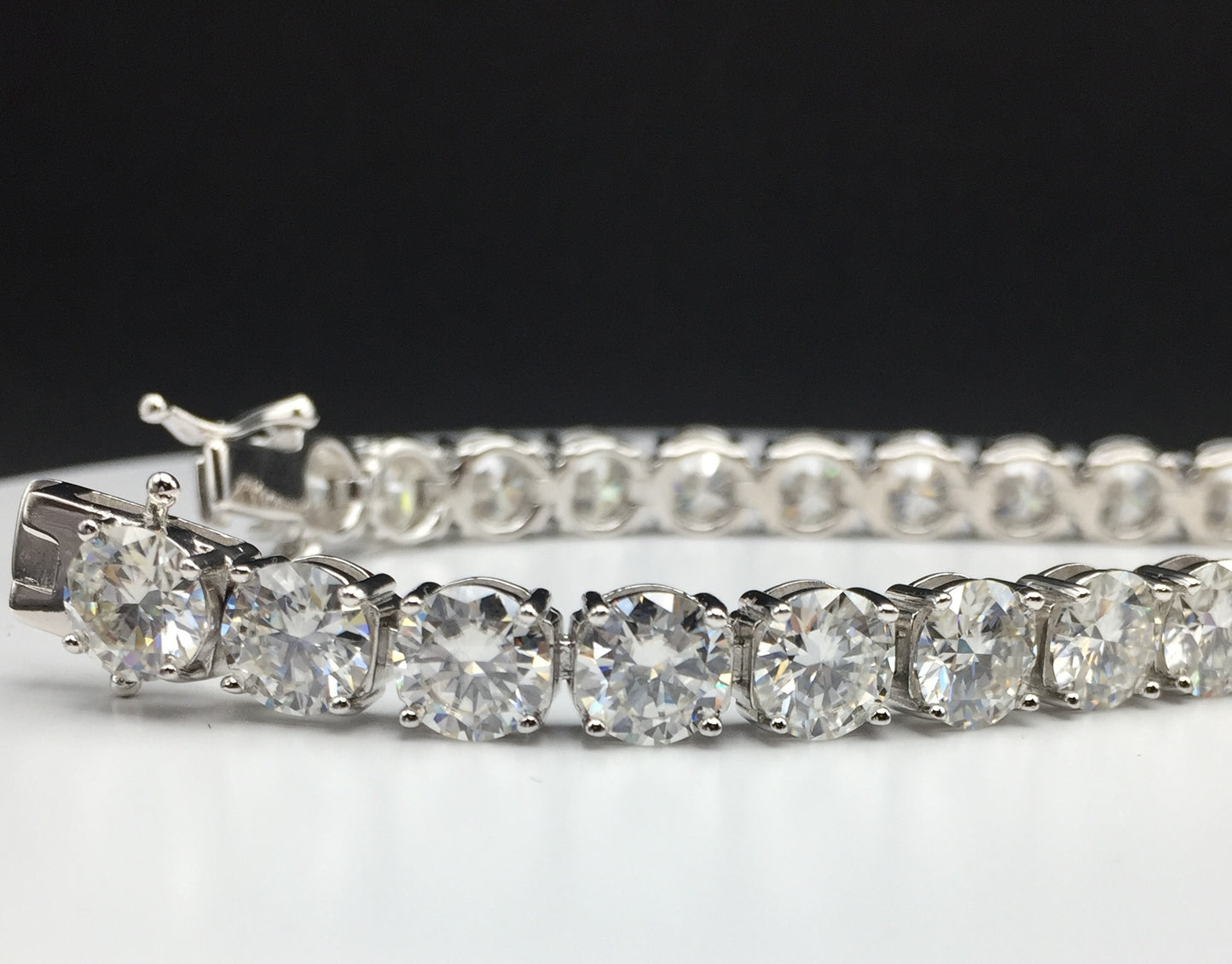 6.5mm Moissanite Tennis Bracelet