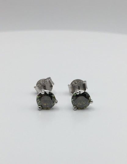 5mm Camoflauge Green Moissanite Stud Earrings (0.5ct)