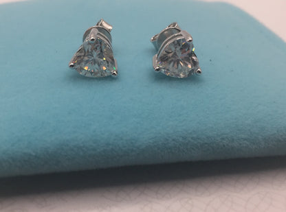 Heart Cut Moissanite Stud Earrings (1 Carat)