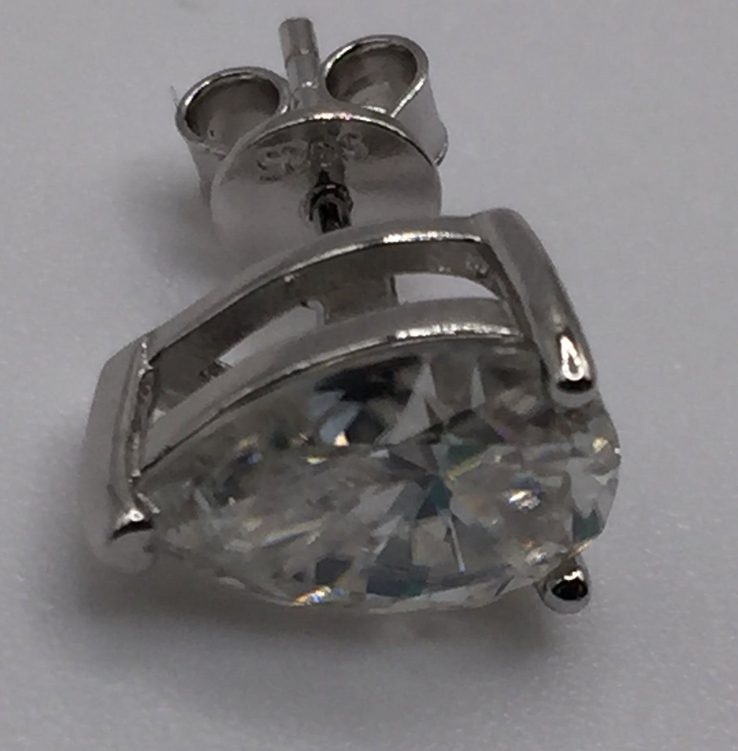 Pear Cut Moissanite Stud Earrings (2 Carat)