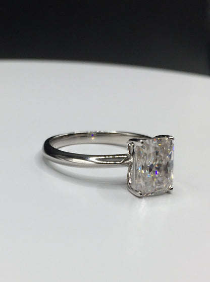 Radiant Cut 2ct Solitaire Moissanite Ring