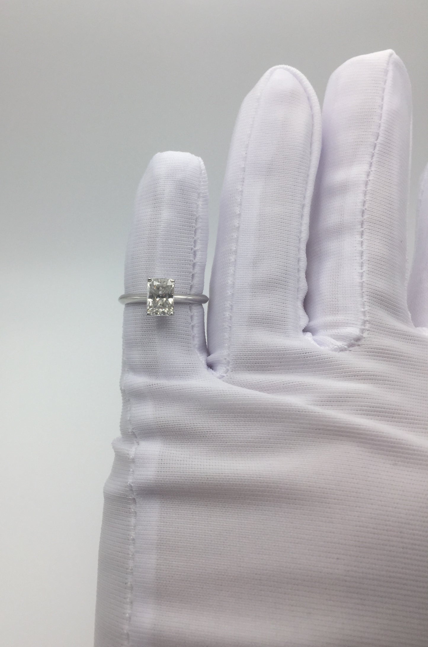 Radiant Cut Solitaire 1ct Moissanite Ring