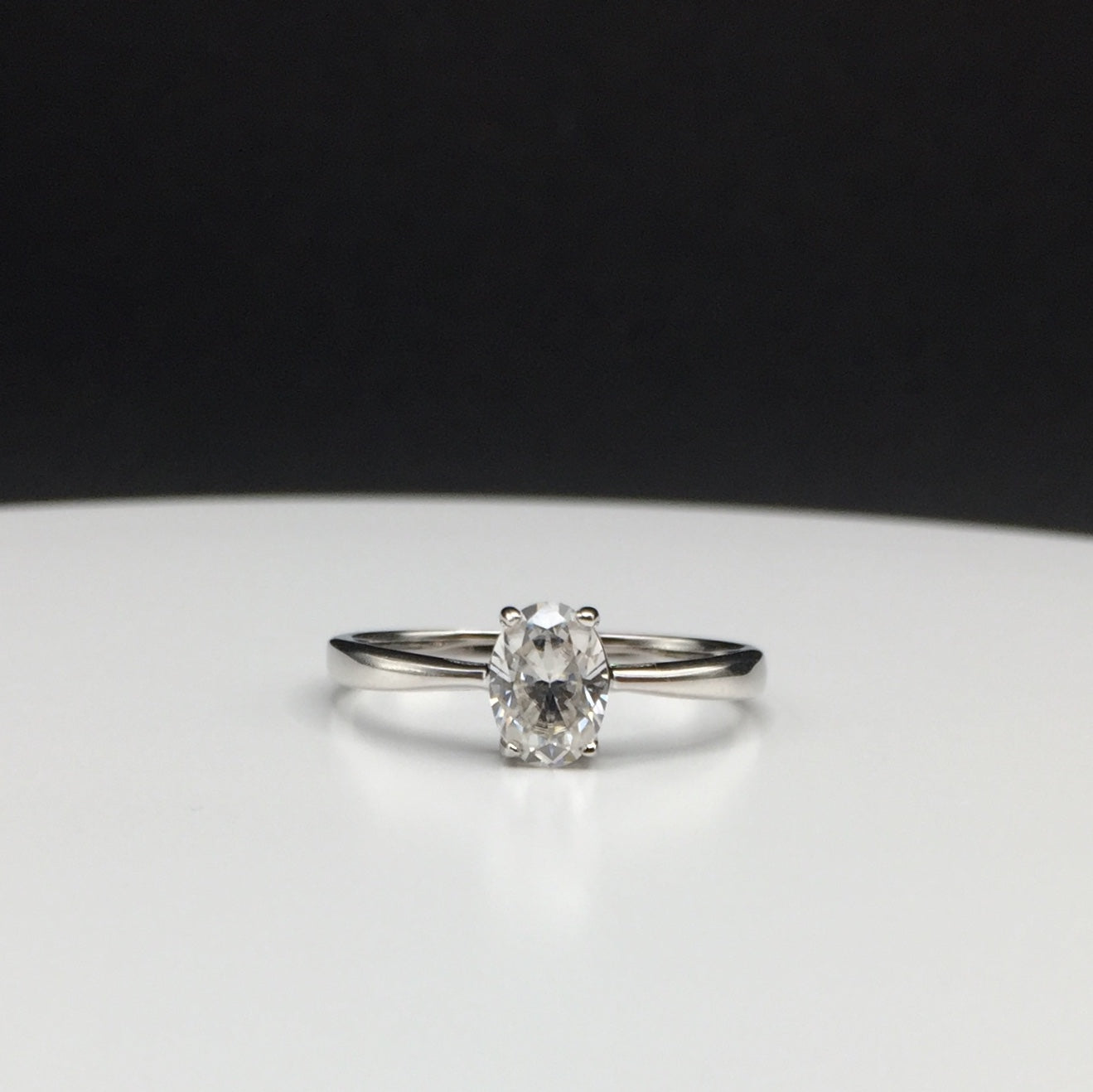 Oval Cut Solitaire 1ct Moissanite Ring