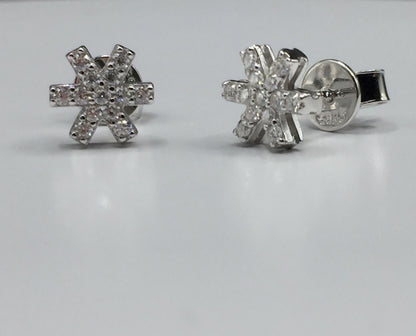 “Icy Snow” Snowflake Moissanite Stud Earrings