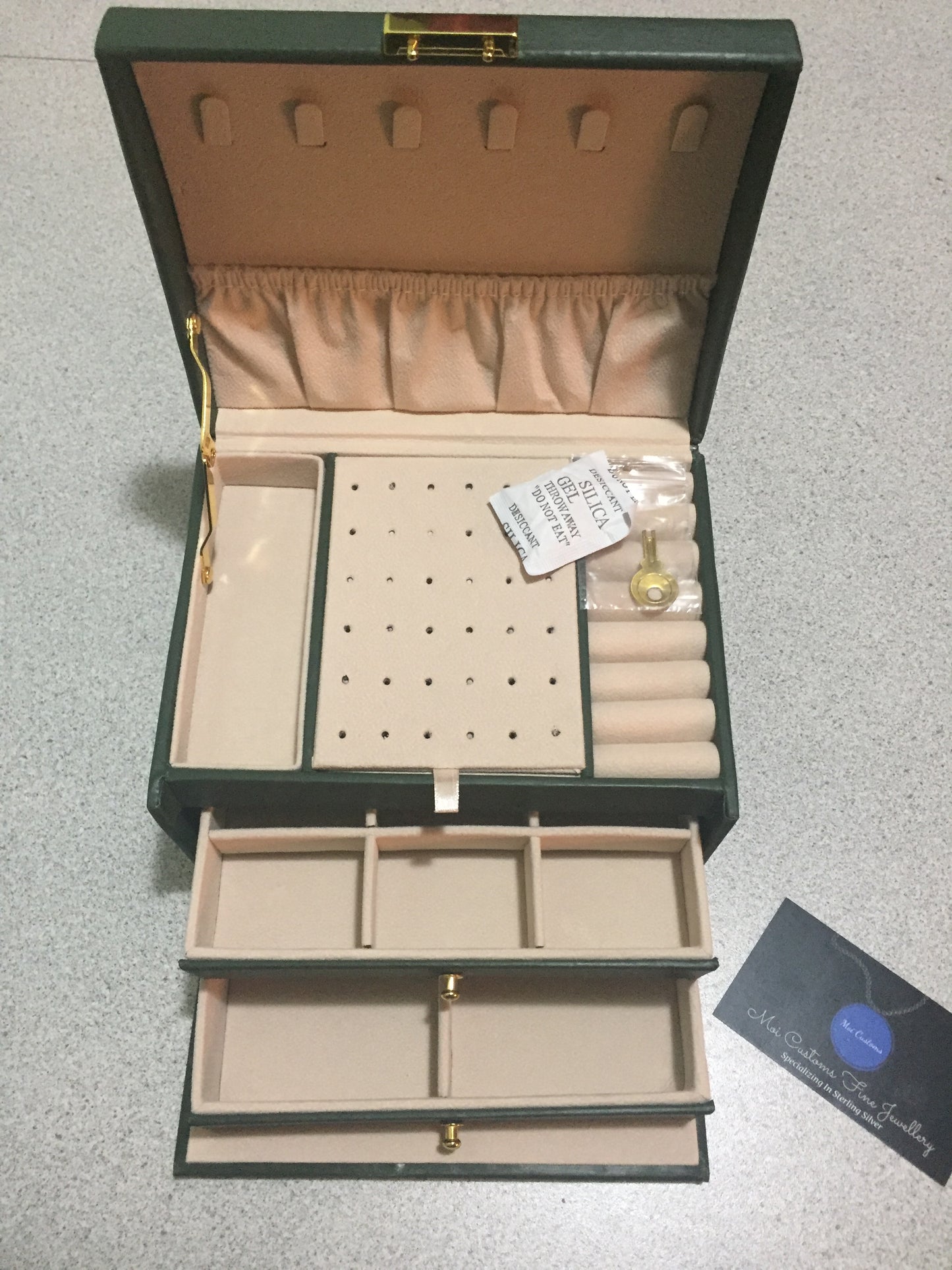 3-Layer Travel Jewelry Case with Lock