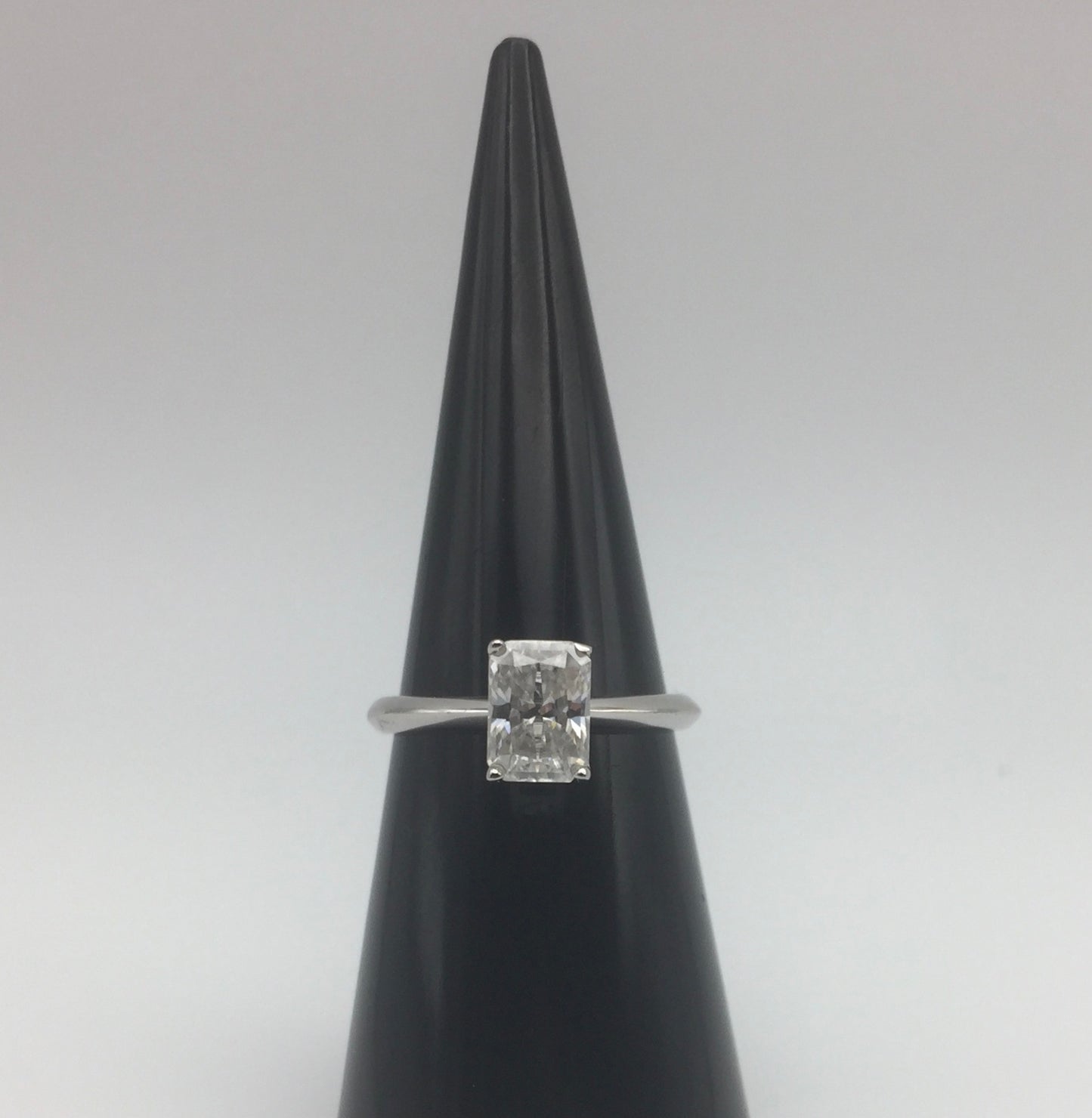 Radiant Cut Solitaire 1ct Moissanite Ring