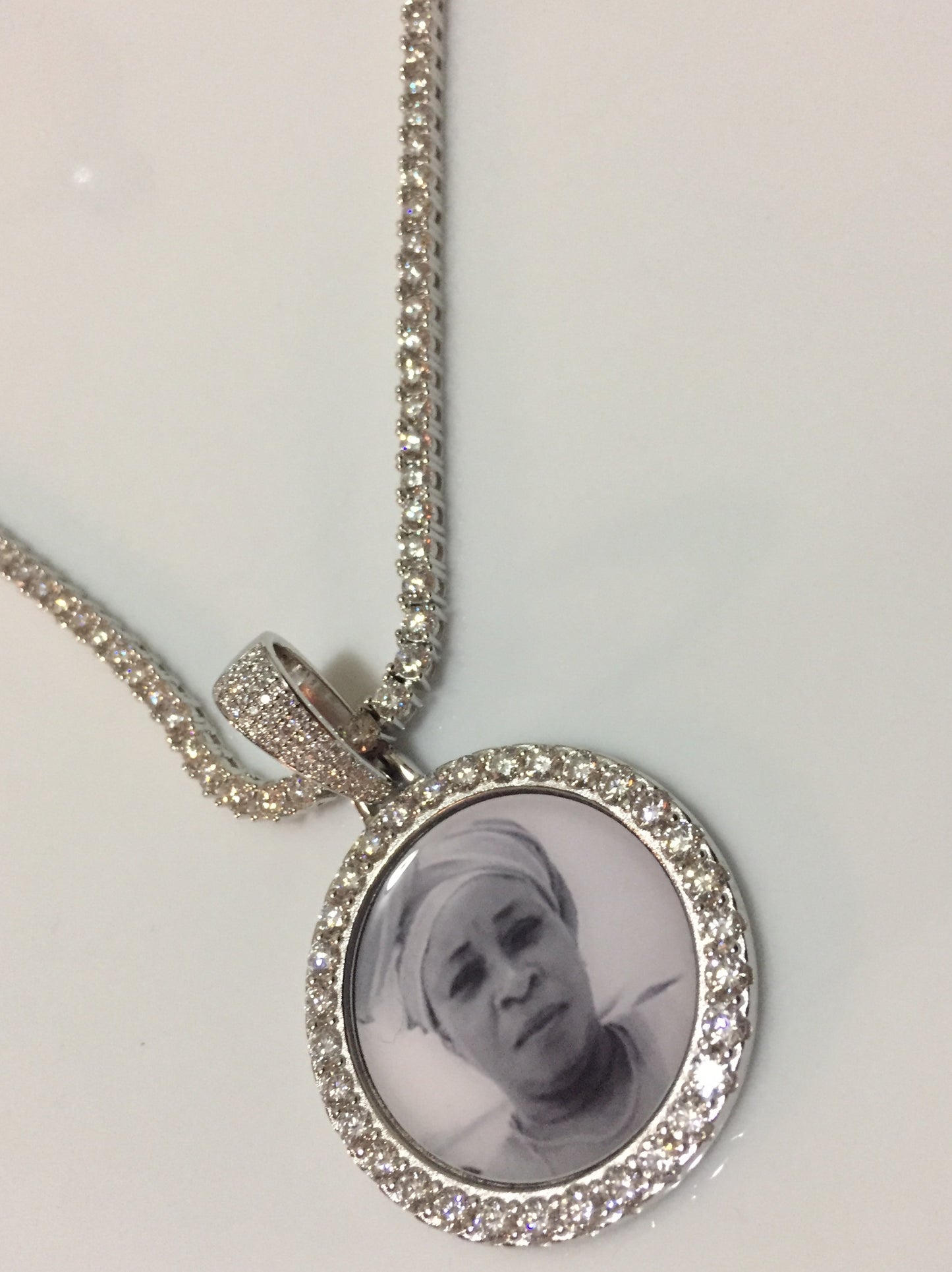 Moissanite Photo Pendant (Medium)