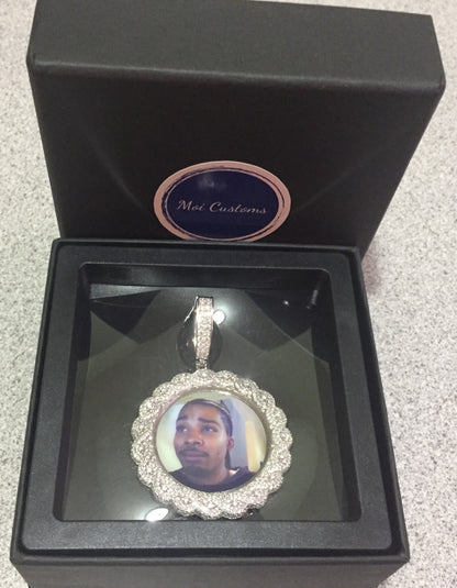 Large Moissanite Memory Photo Pendant (Weave pattern stone style)