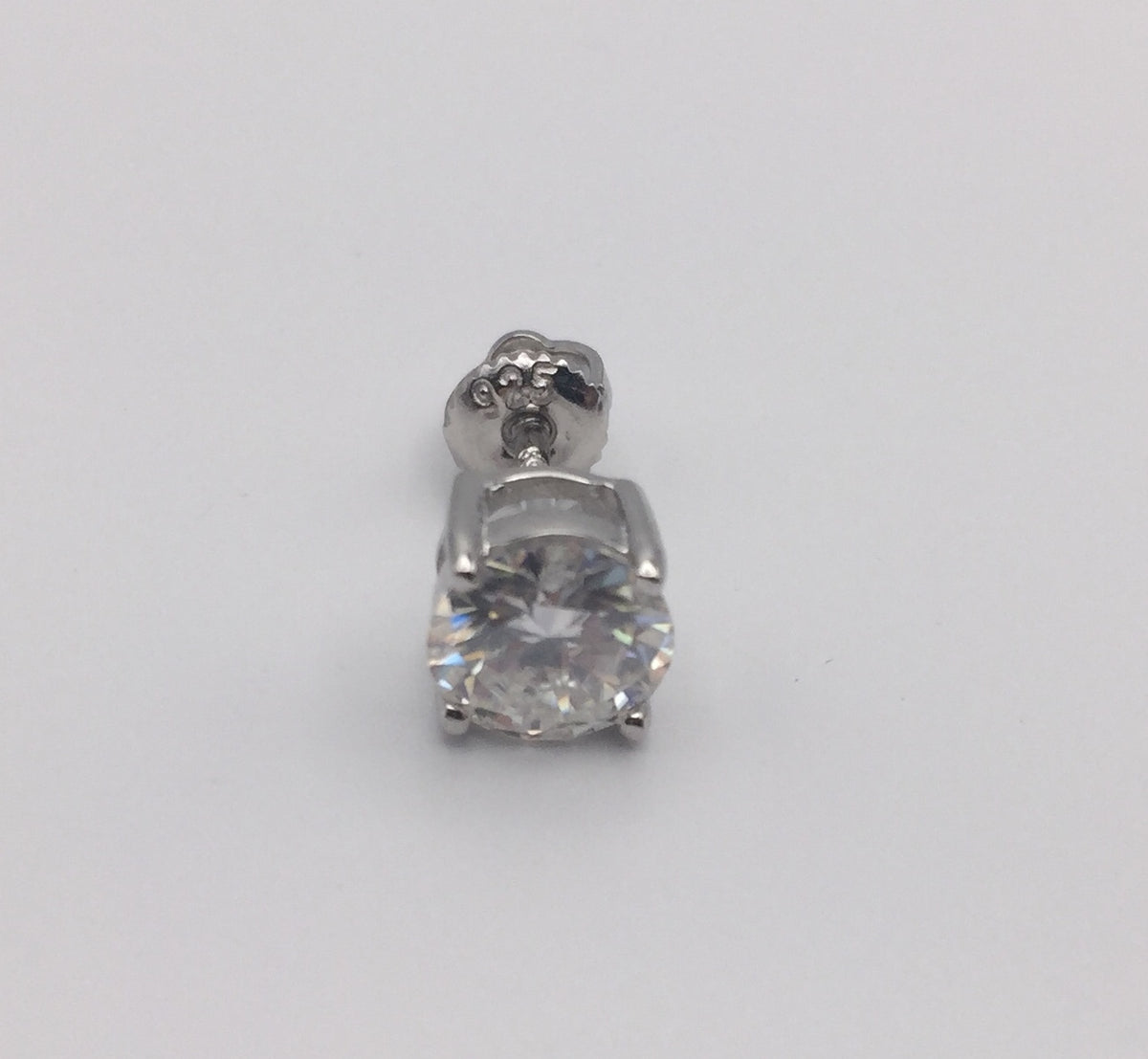 1 Carat Screwback Stud Earring (ONE Single earring)