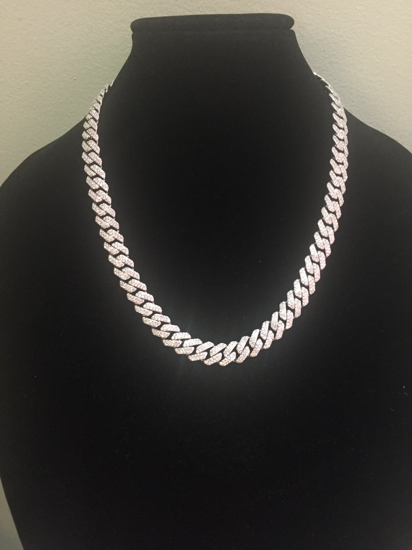 12mm Moissanite Prong Cuban Chain