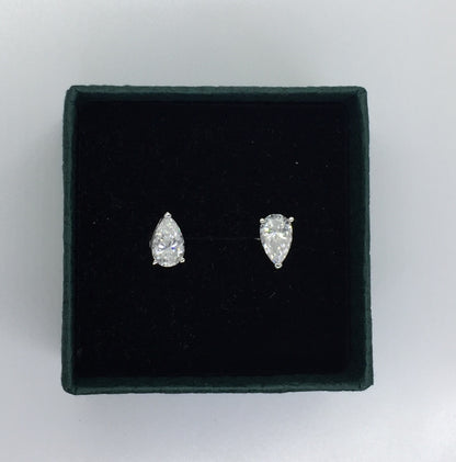 Pear Cut Moissanite Stud Earrings (1 Carat)