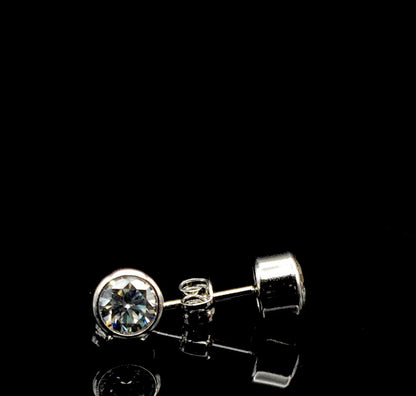 5mm Bezel Set Moissanite Stud Earrings (0.5ct)