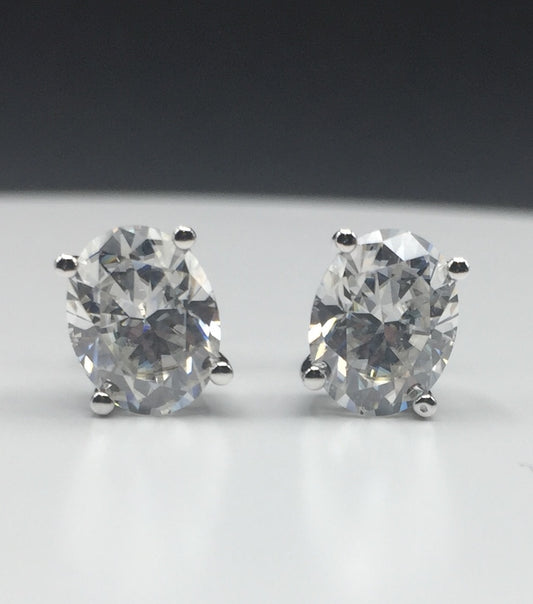 Oval Cut Moissanite Stud Earrings (2 Carat)
