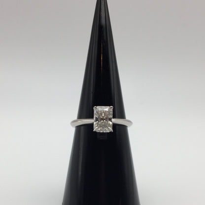 Radiant Cut Solitaire 1ct Moissanite Ring