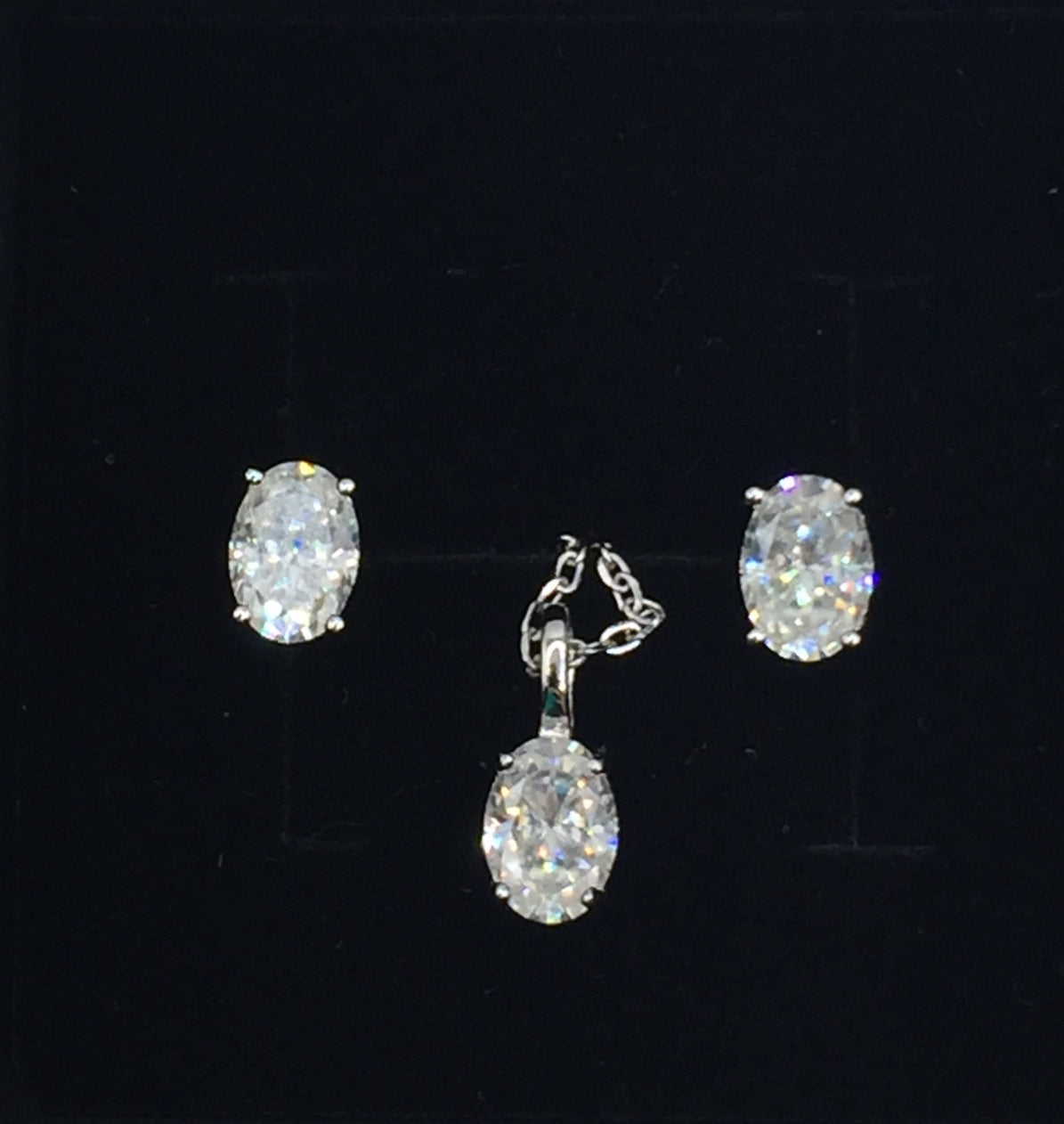 1ct Moissanite Oval Cut Necklace+Earrings Set