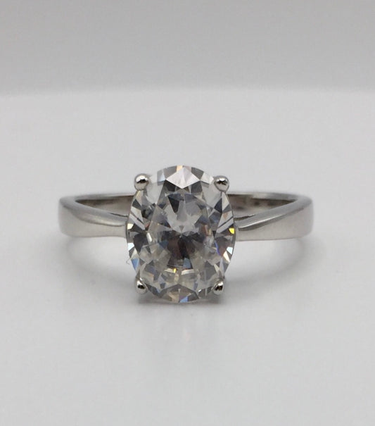 Oval Cut 2ct Solitaire Moissanite Ring
