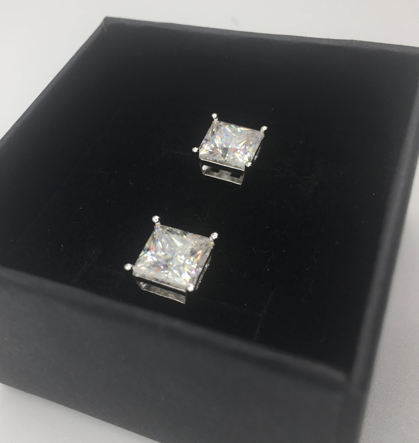 Princess Cut Moissanite Stud Earrings (2 Carat)