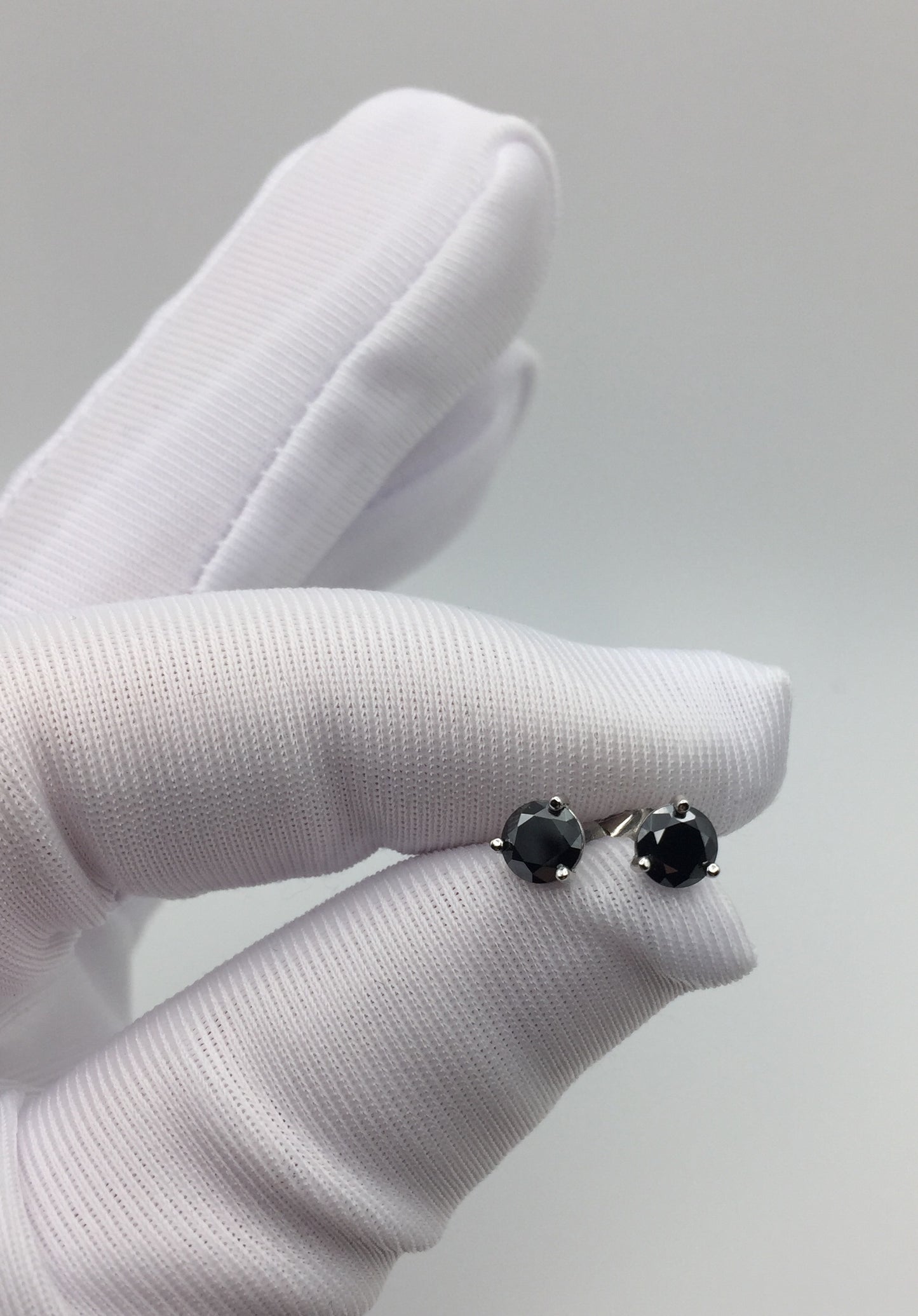 5mm Black Moissanite Stud Earrings (0.5ct)