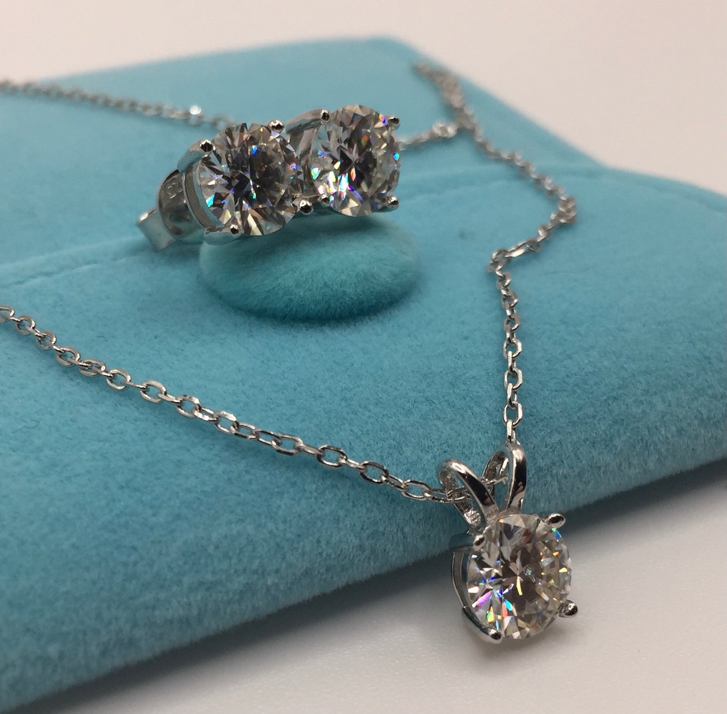 1ct Moissanite Round Cut Necklace+Earrings Set
