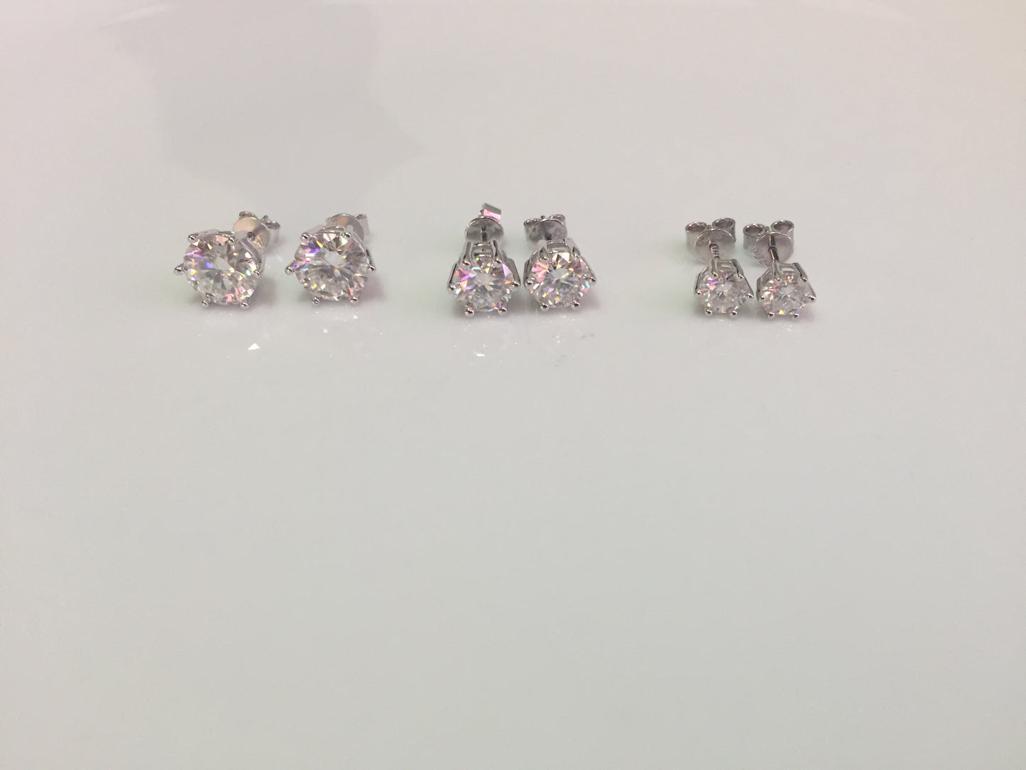 Moissanite Studs: 0.5 - 2 Cts. (Pushback, 6 Prong)