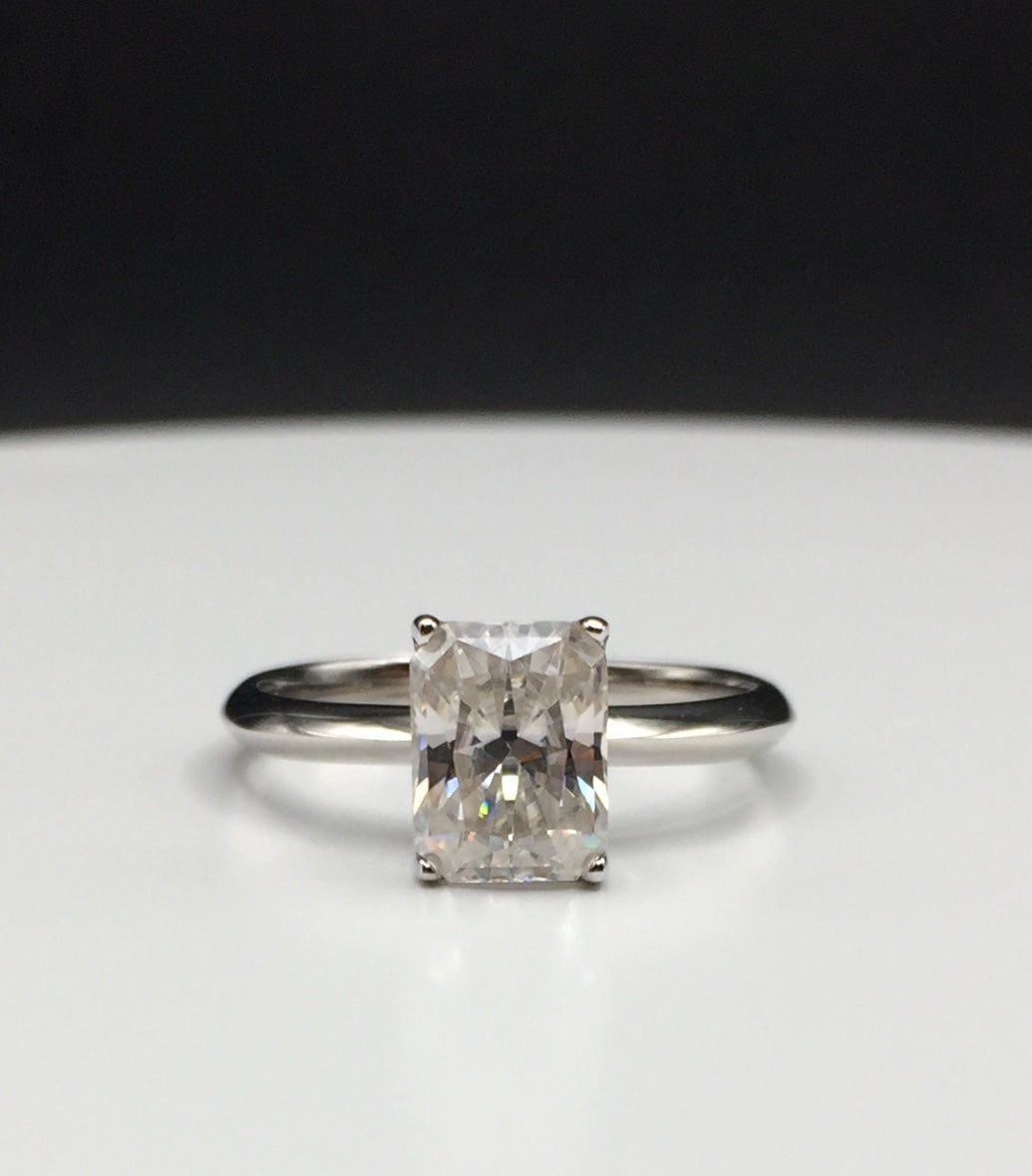 Radiant Cut 2ct Solitaire Moissanite Ring