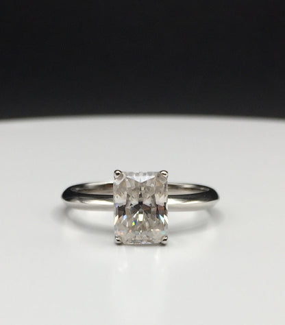 Radiant Cut 2ct Solitaire Moissanite Ring