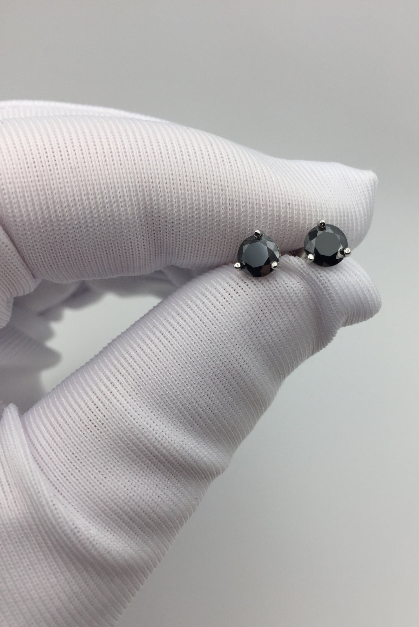 5mm Black Moissanite Stud Earrings (0.5ct)