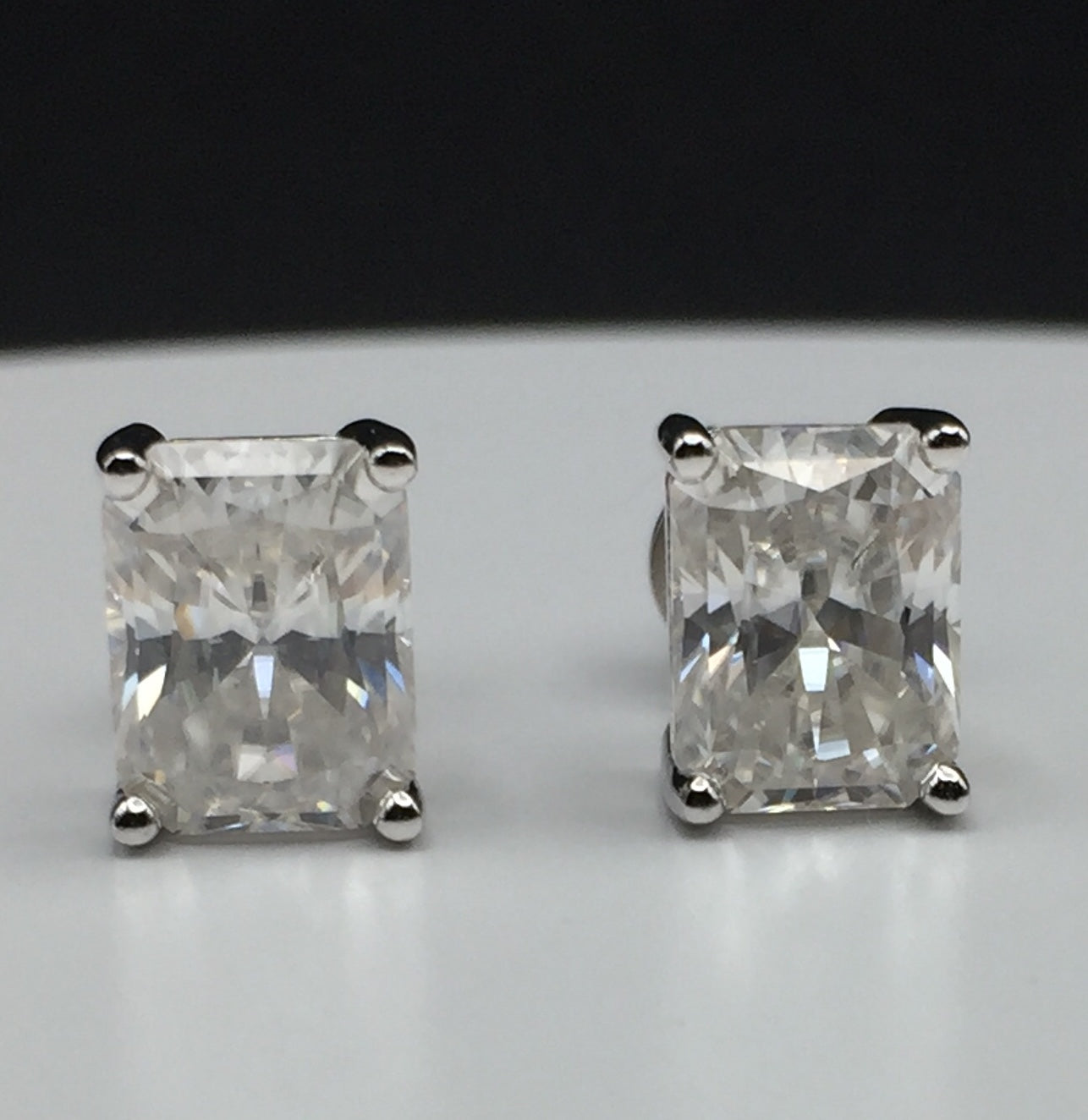 Radiant Cut Moissanite Stud Earrings (2 Carat)