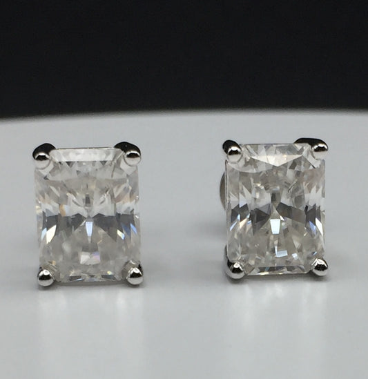 Radiant Cut Moissanite Stud Earrings (2 Carat)