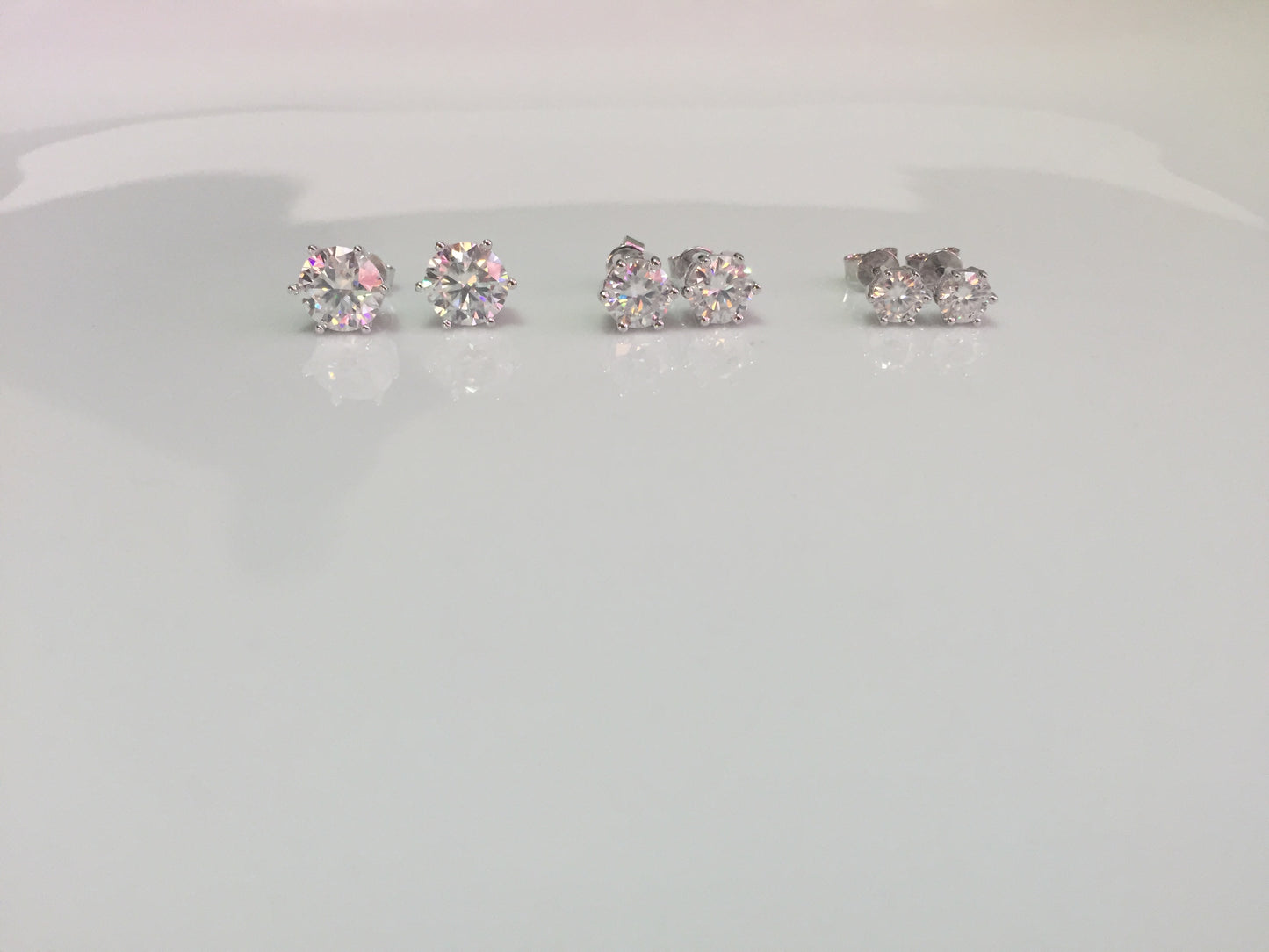 Moissanite Studs: 0.5 - 2 Cts. (Pushback, 6 Prong)