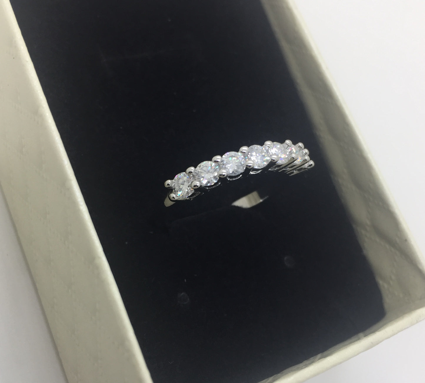 0.7 ct Moissanite Ring