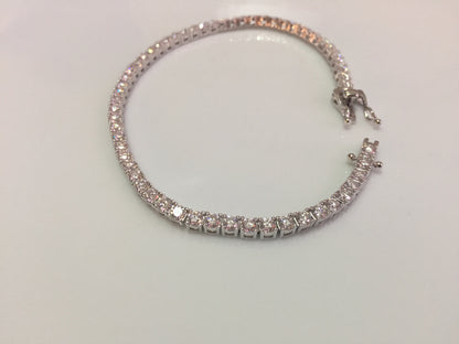 3mm Tennis Bracelet - Moissanite