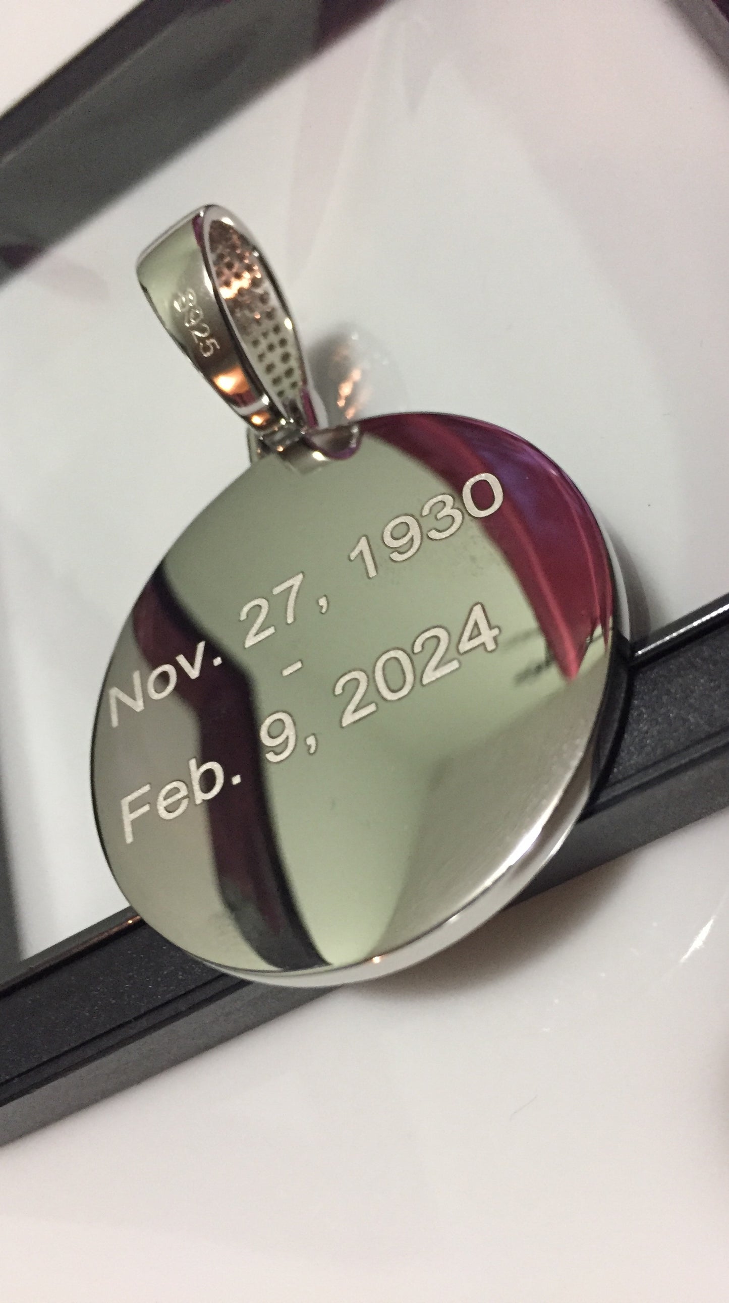 Moissanite Photo Pendant (Medium)