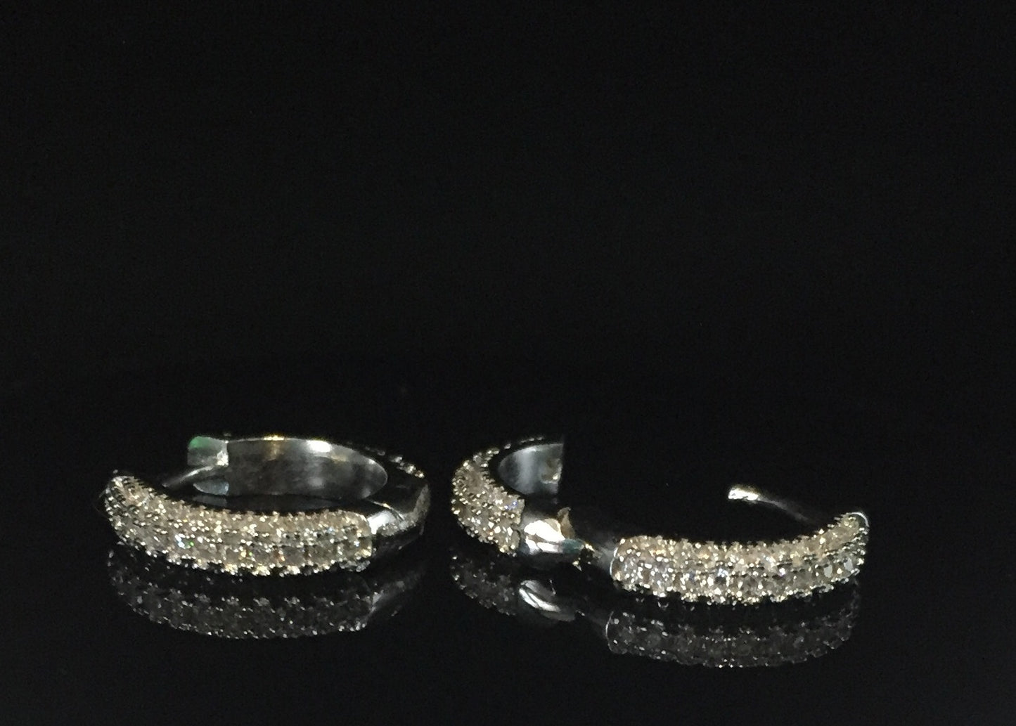 13mm Moissanite Huggie Hoop Earrings