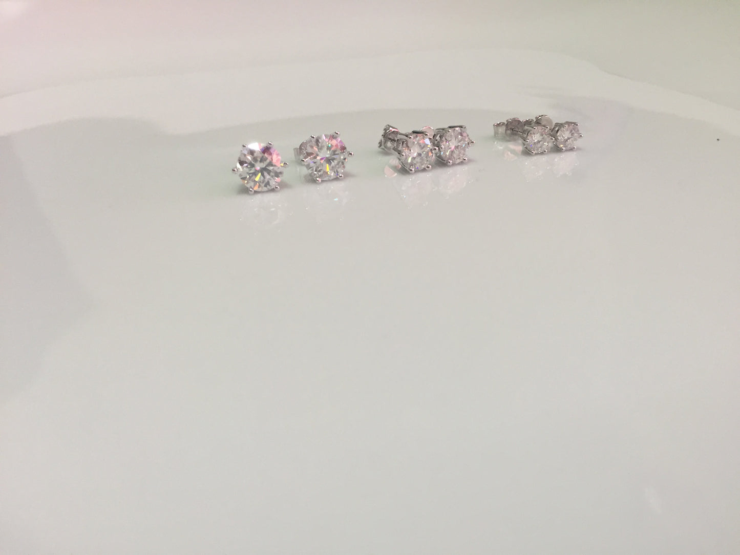 Moissanite Studs: 0.5 - 2 Cts. (Pushback, 6 Prong)