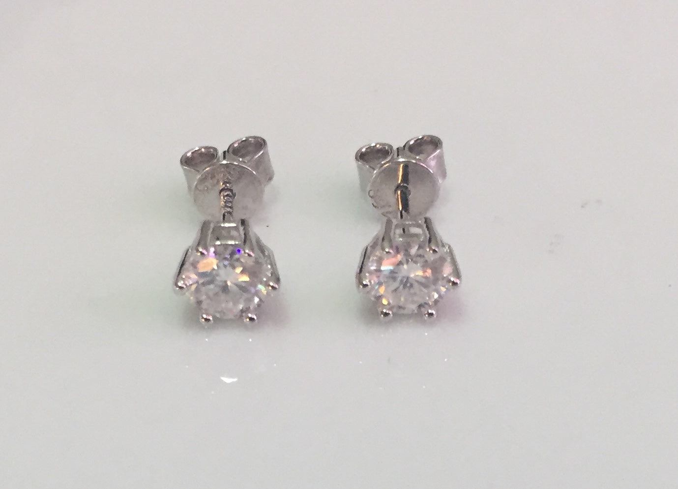 Moissanite Studs: 0.5 - 2 Cts. (Pushback, 6 Prong)