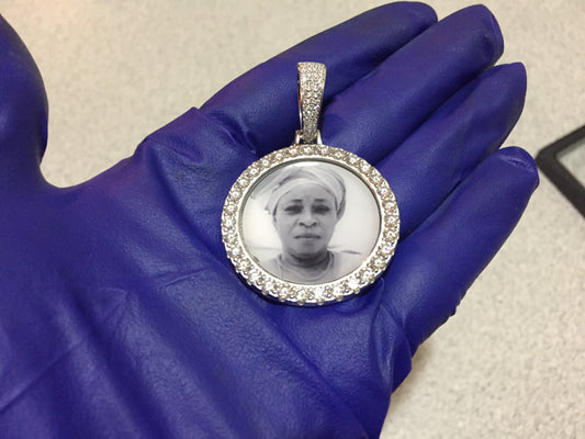 Moissanite Photo Pendant (Medium)