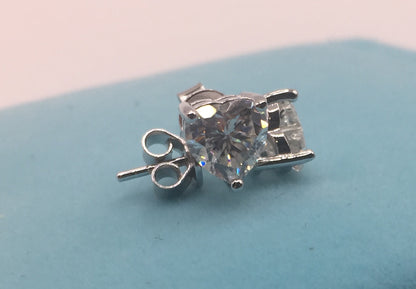 Heart Cut Moissanite Stud Earrings (1 Carat)