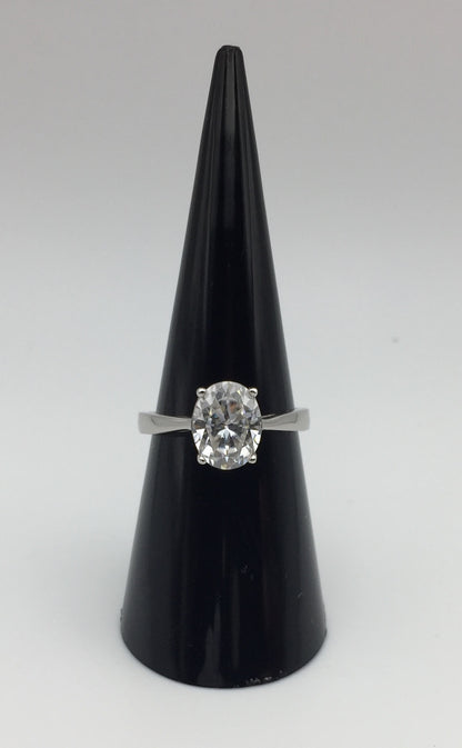 Oval Cut 2ct Solitaire Moissanite Ring