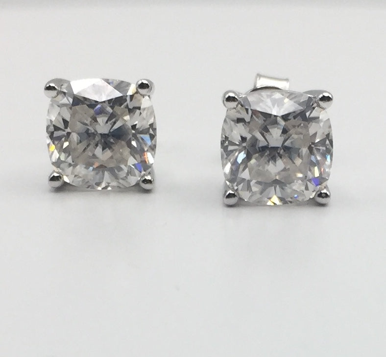 Cushion Cut Moissanite Stud Earrings (2 Carat)